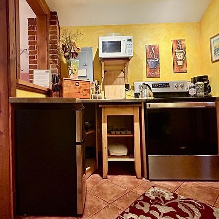 Mistisos Place Vacation Rentals Nelson Exterior foto
