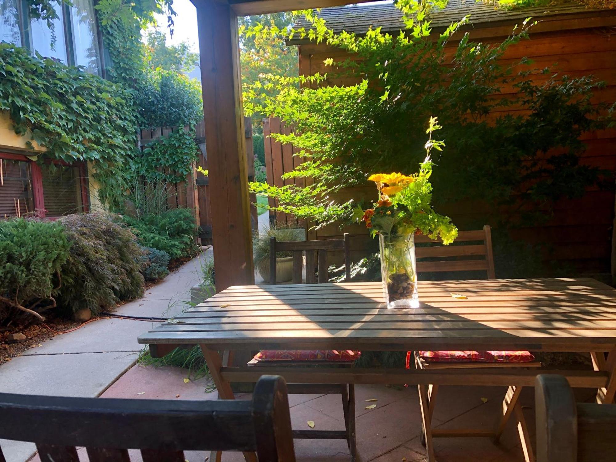 Mistisos Place Vacation Rentals Nelson Exterior foto